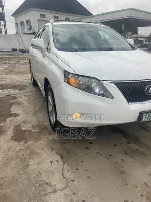 Lexus RX 350 FWD 2012 White