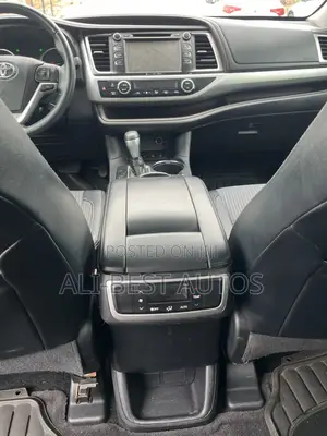 Toyota Highlander 2016 Black
