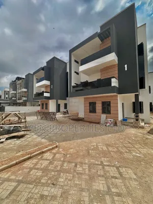 5bdrm Duplex in Guzape District for sale