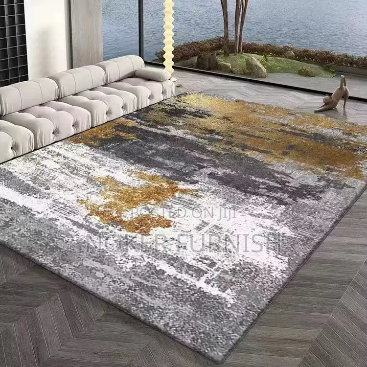 Available Center Rug