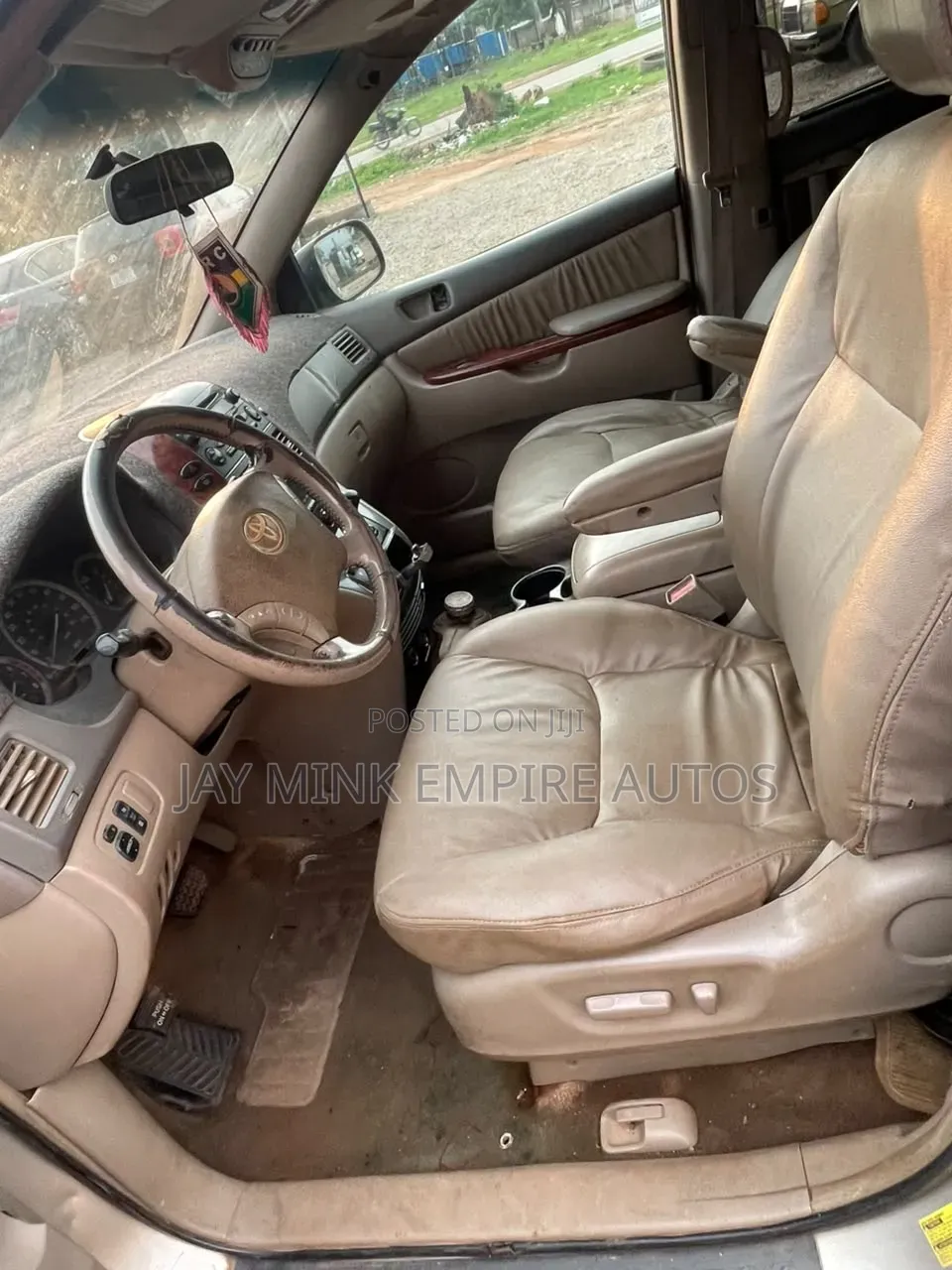 Toyota Sienna 2005 Silver