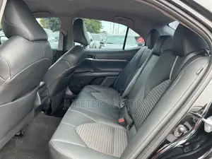 Toyota Camry SE 2024 Black