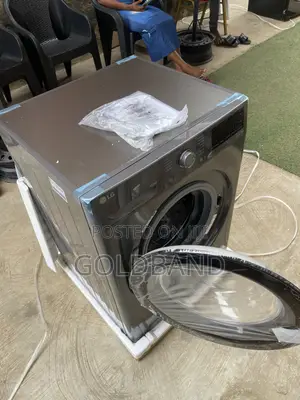 LG F4V3RYP6JE 10.5kg Convenient Wash & Dry Washer