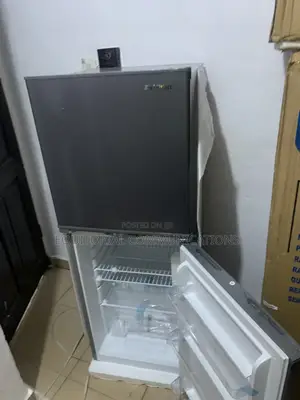 Skyrun BCD-195HS 195L Refrigerator – Stylish Home Appliance With Space