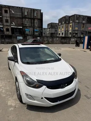 Hyundai Elantra 2013 White