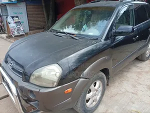 Hyundai Tucson 2005 Black