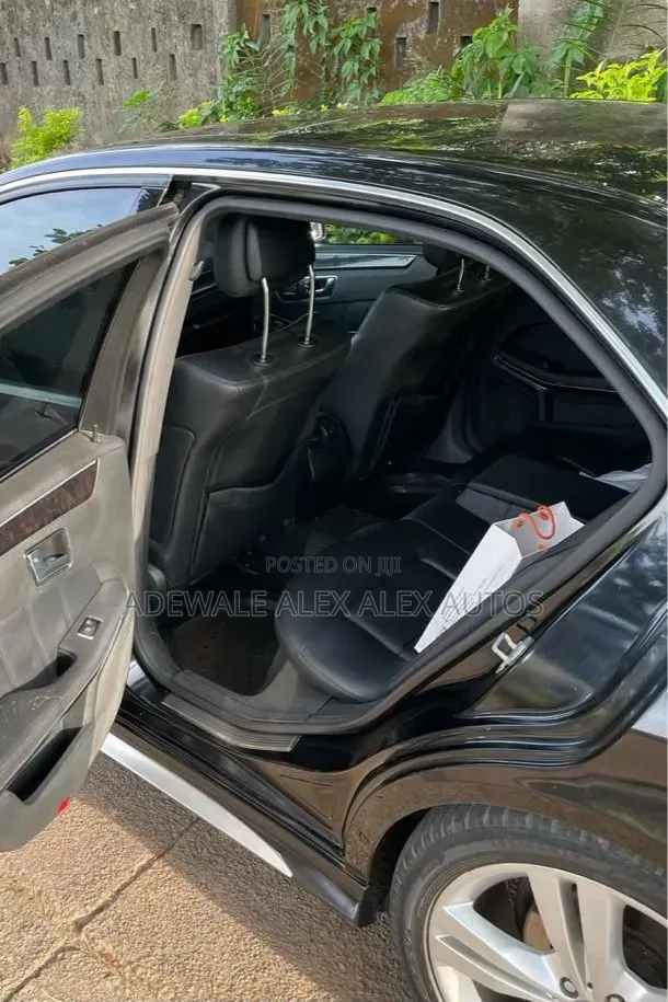 Mercedes-Benz E350 2010 Black