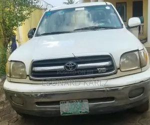 Toyota Tundra Automatic 2004 White