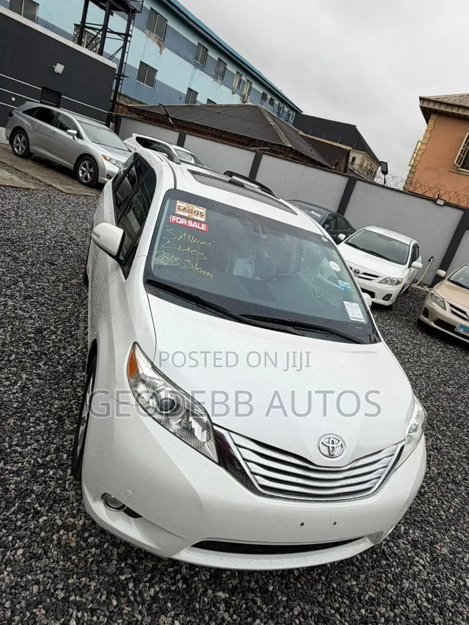 Toyota Sienna 2013 White