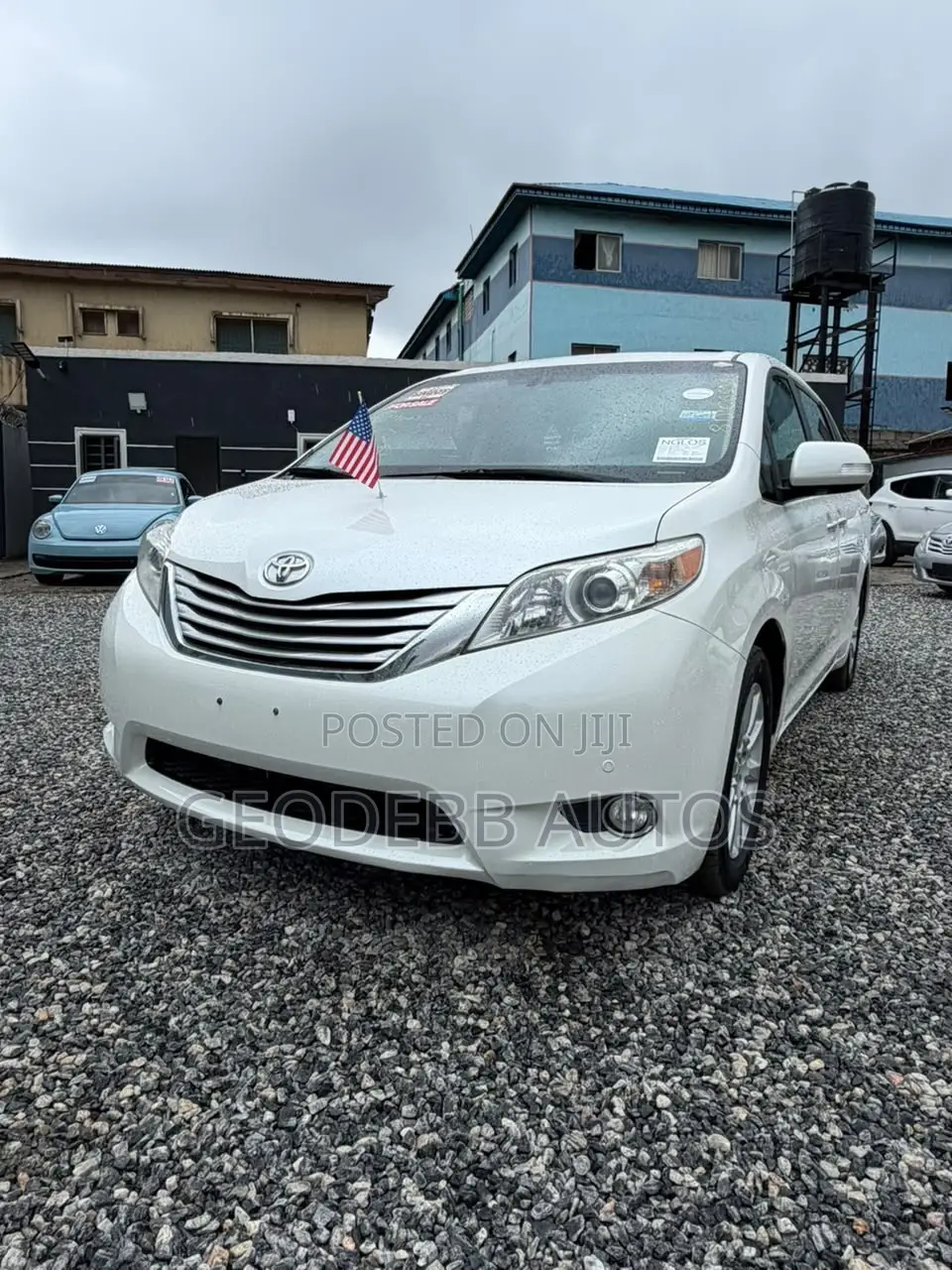 Toyota Sienna 2013 White
