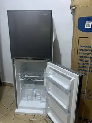 Skyrun 195L Refrigerator BCD-195HS – Stylish, Spacious & Practical Kit