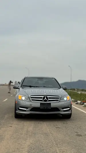 Mercedes-Benz C300 Luxury 4Matic Sedan AWD (3.0L 6cyl 7A) 2010 Gray