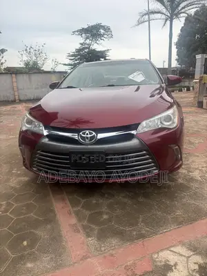 Toyota Camry LE 4dr Sedan (2.5L 4cyl 6A) 2016 Red