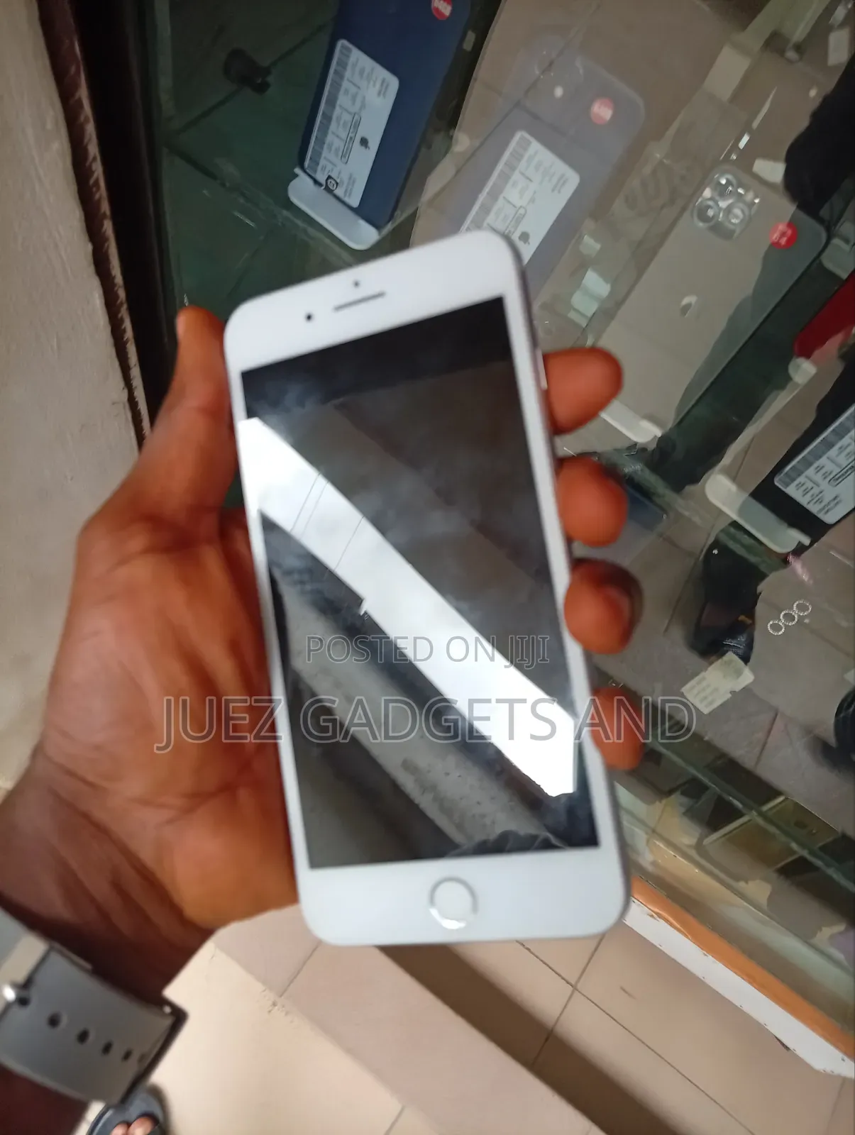 Apple iPhone 8 Plus 64 GB White