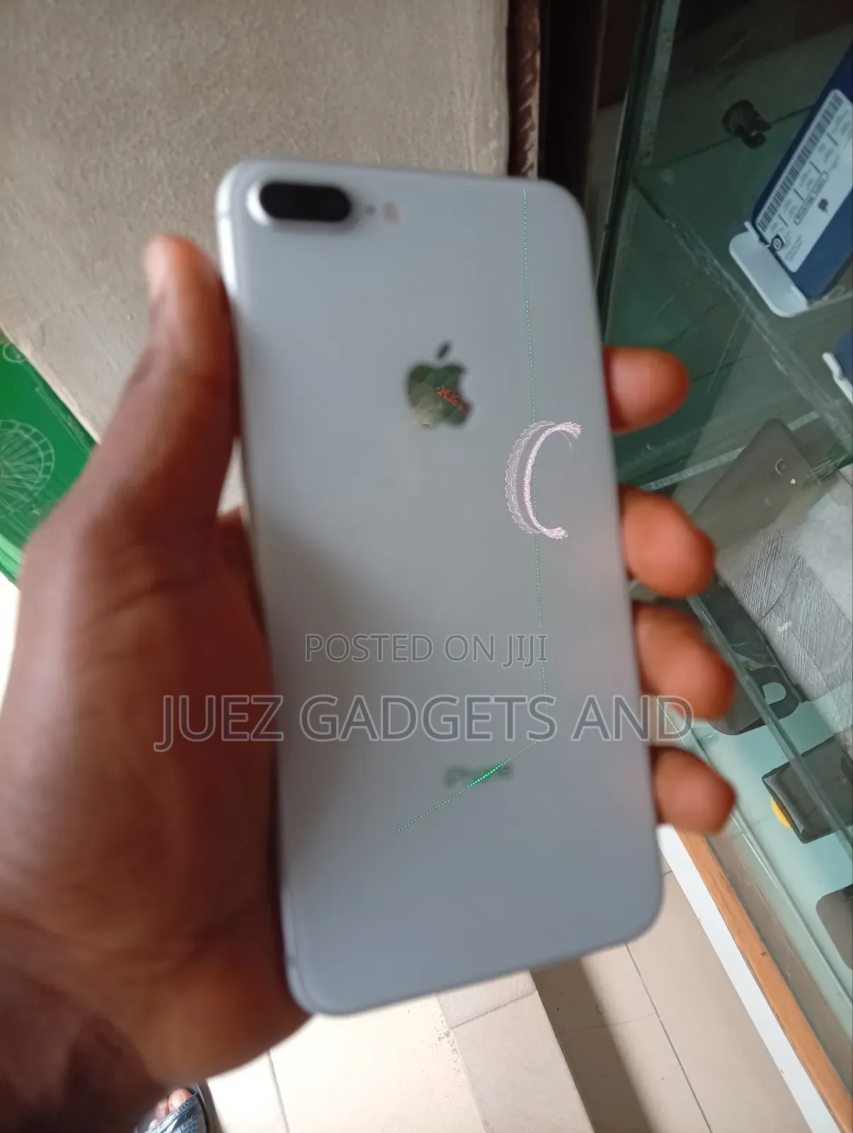 Apple iPhone 8 Plus 64 GB White