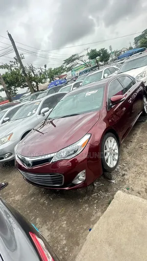 Toyota Avalon Limited 4dr Sedan (3.5L 6cyl 6A) 2014 Red
