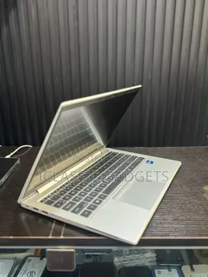 Laptop HP EliteBook 840 G8 16GB Intel Core i7 SSD 256GB