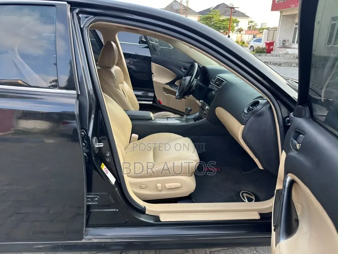 Lexus IS 250 2009 Black