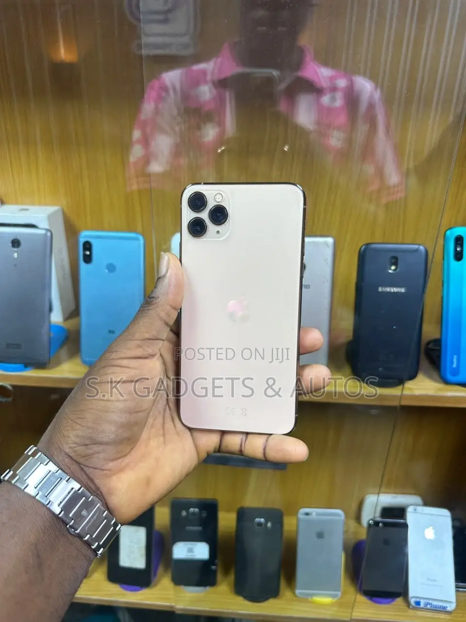 Apple iPhone 11 Pro Max 64 GB Gold