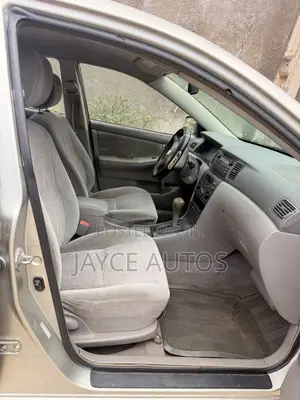 Toyota Corolla 2004 Silver