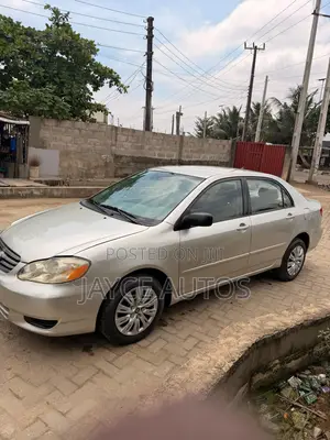 Toyota Corolla 2004 Silver