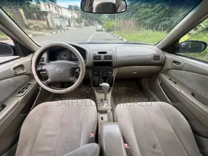 Toyota Corolla 2001 Black