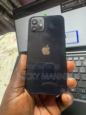 Apple iPhone 12 64 GB Black