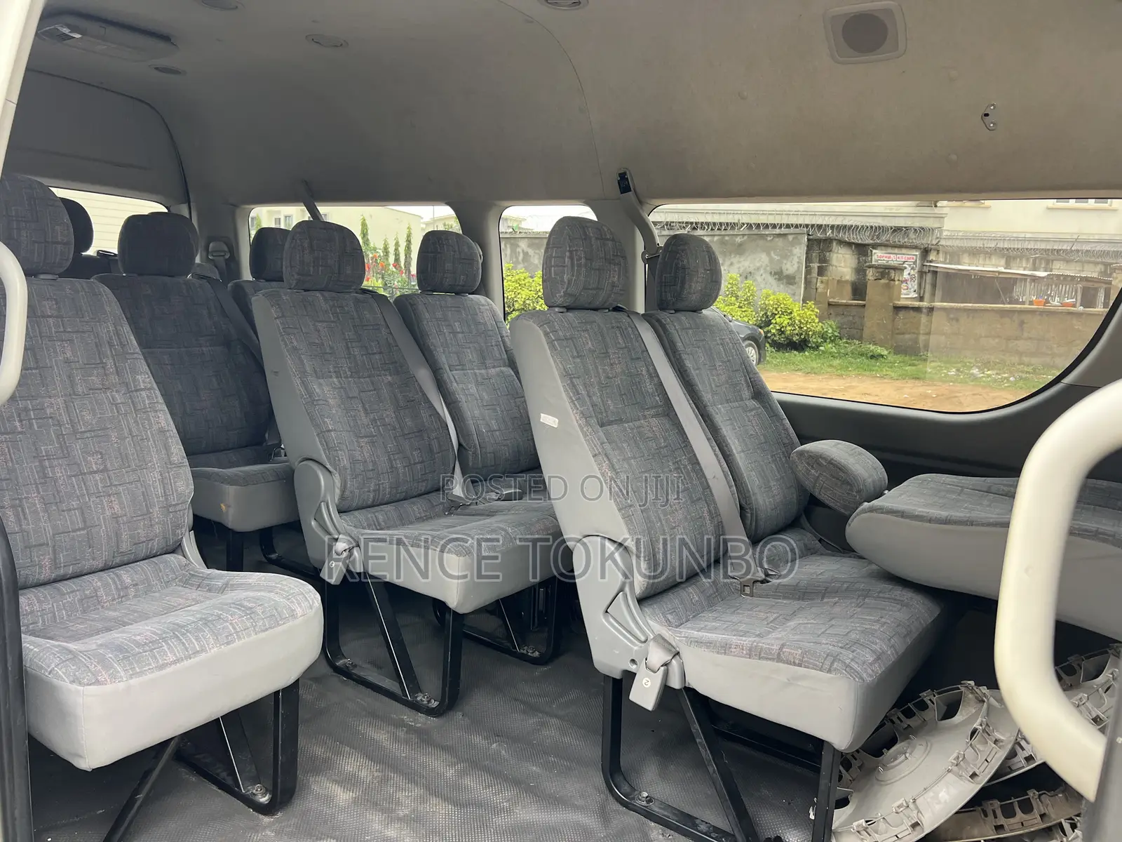 Toyota HiAce 2012 White