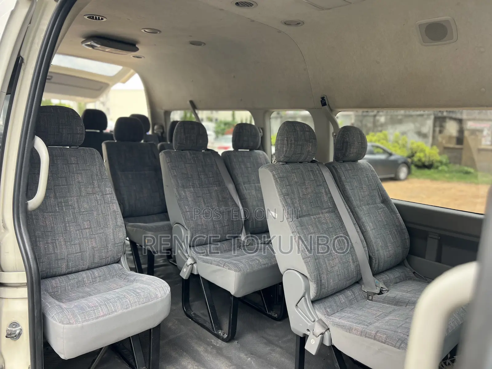 Toyota HiAce 2012 White