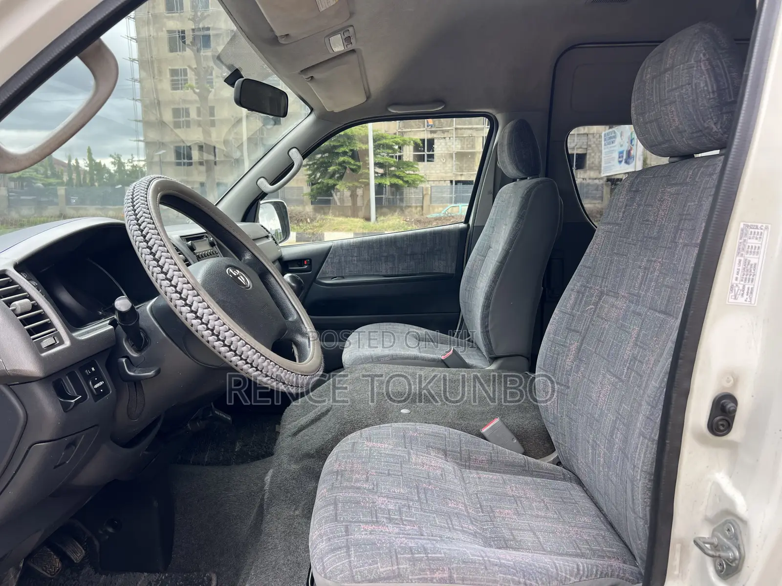 Toyota HiAce 2012 White