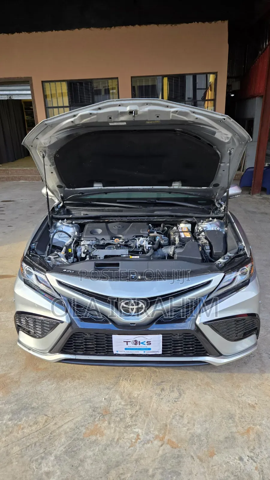 Toyota Camry 2020 Silver