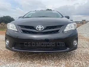Toyota Corolla LE 4dr Sedan (1.8L 4cyl 4A) 2012 Black