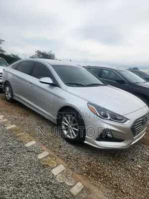 Hyundai Sonata SE 2018 Silver
