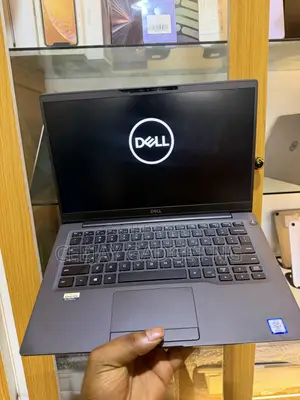 Laptop Dell Latitude 7400 8GB Intel Core i7 SSD 256GB