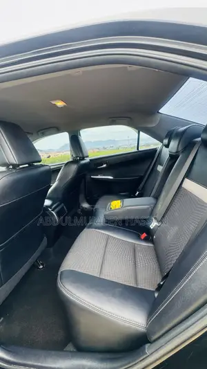 Toyota Camry SE 4dr Sedan (2.5L 4cyl 6A) 2013 Black