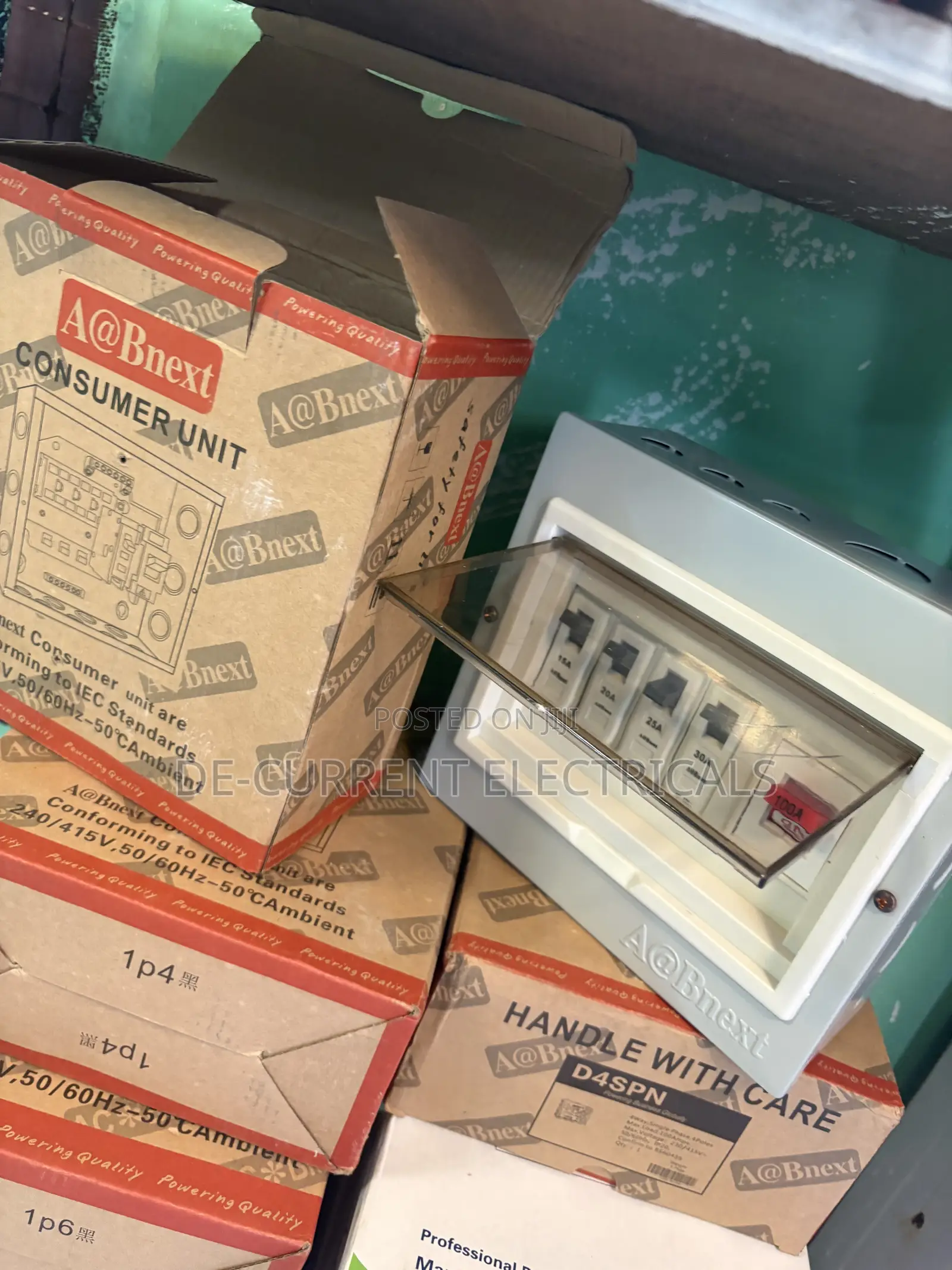 D4 Distribution Board Singl Face Irone Base