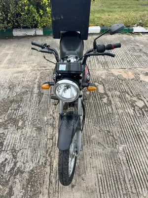 New Yamaha Crux 2025 Black