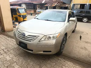 Toyota Camry 2008 Gold