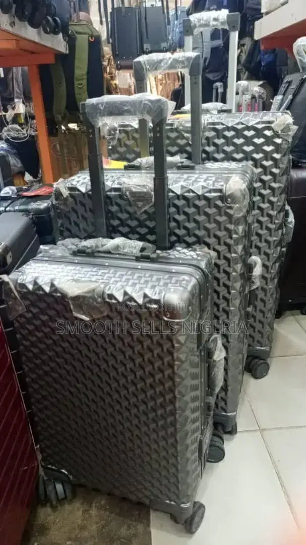 Traveling Bags/ Luggages