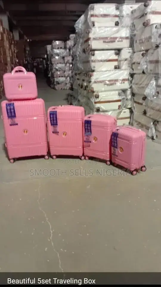 Traveling Bags/ Luggages