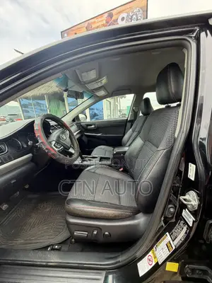 Toyota Camry SE 4dr Sedan (2.5L 4cyl 6A) 2015 Gray