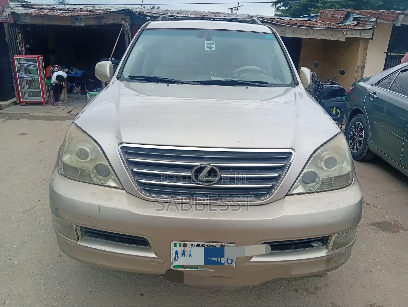 Lexus GX 470 2004 Gold
