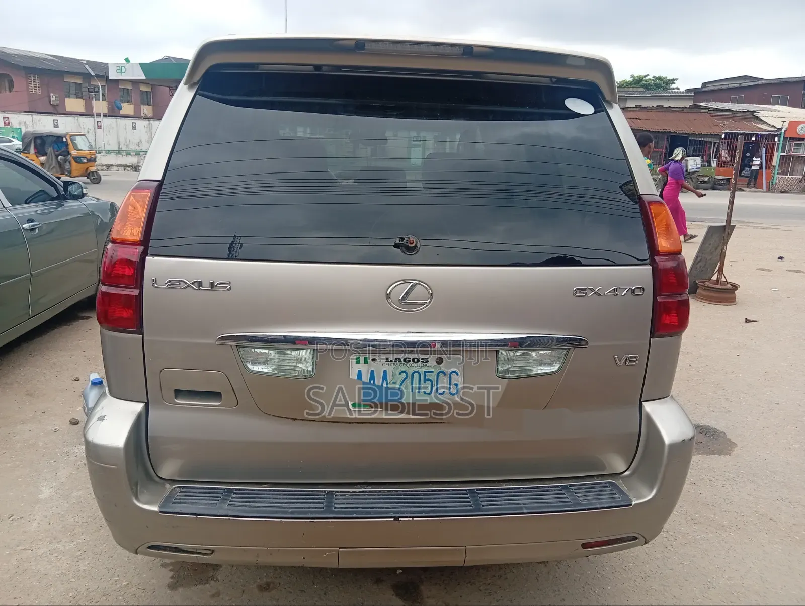 Lexus GX 470 2004 Gold