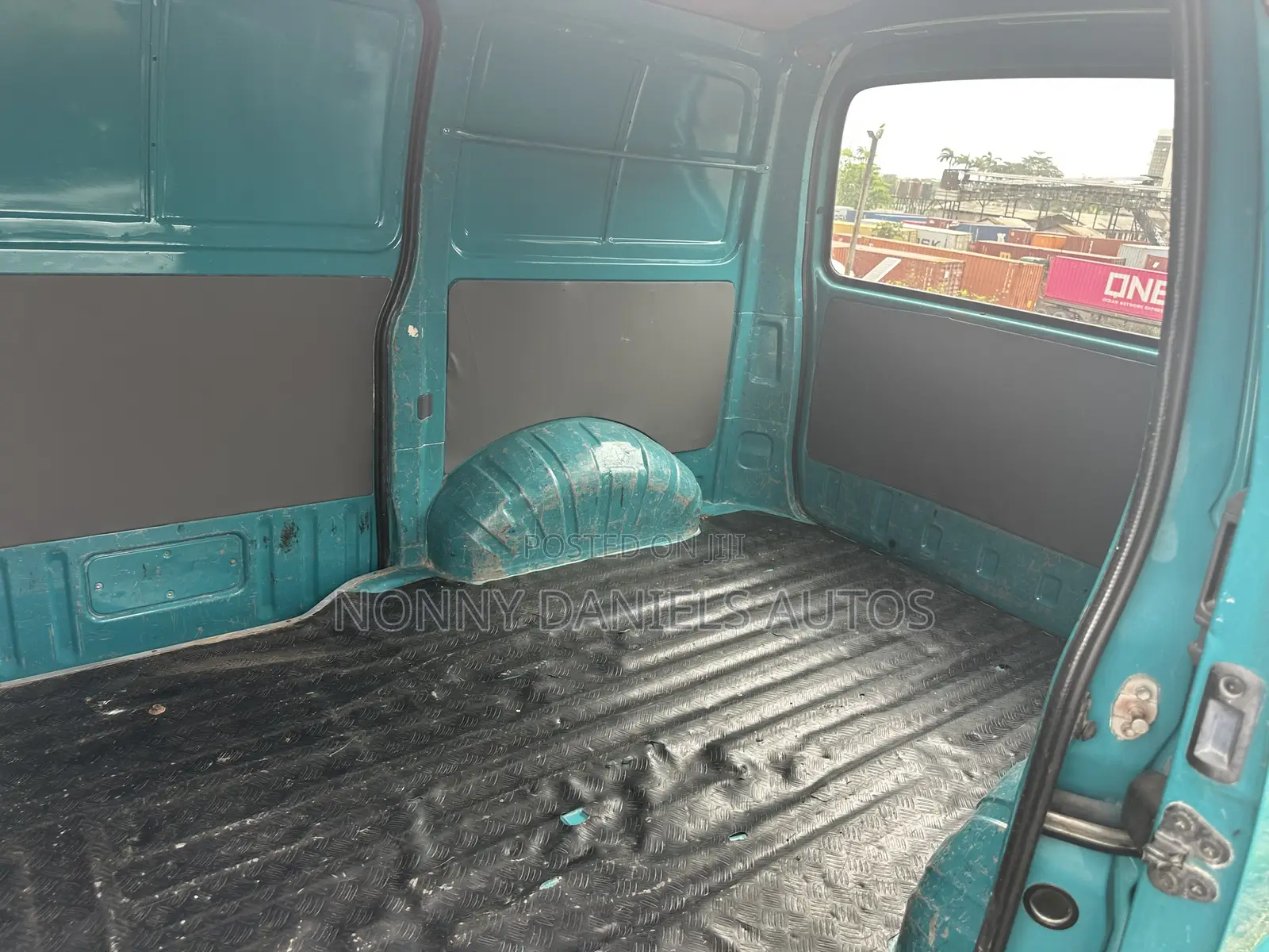 Toyota HiAce 2006 Green