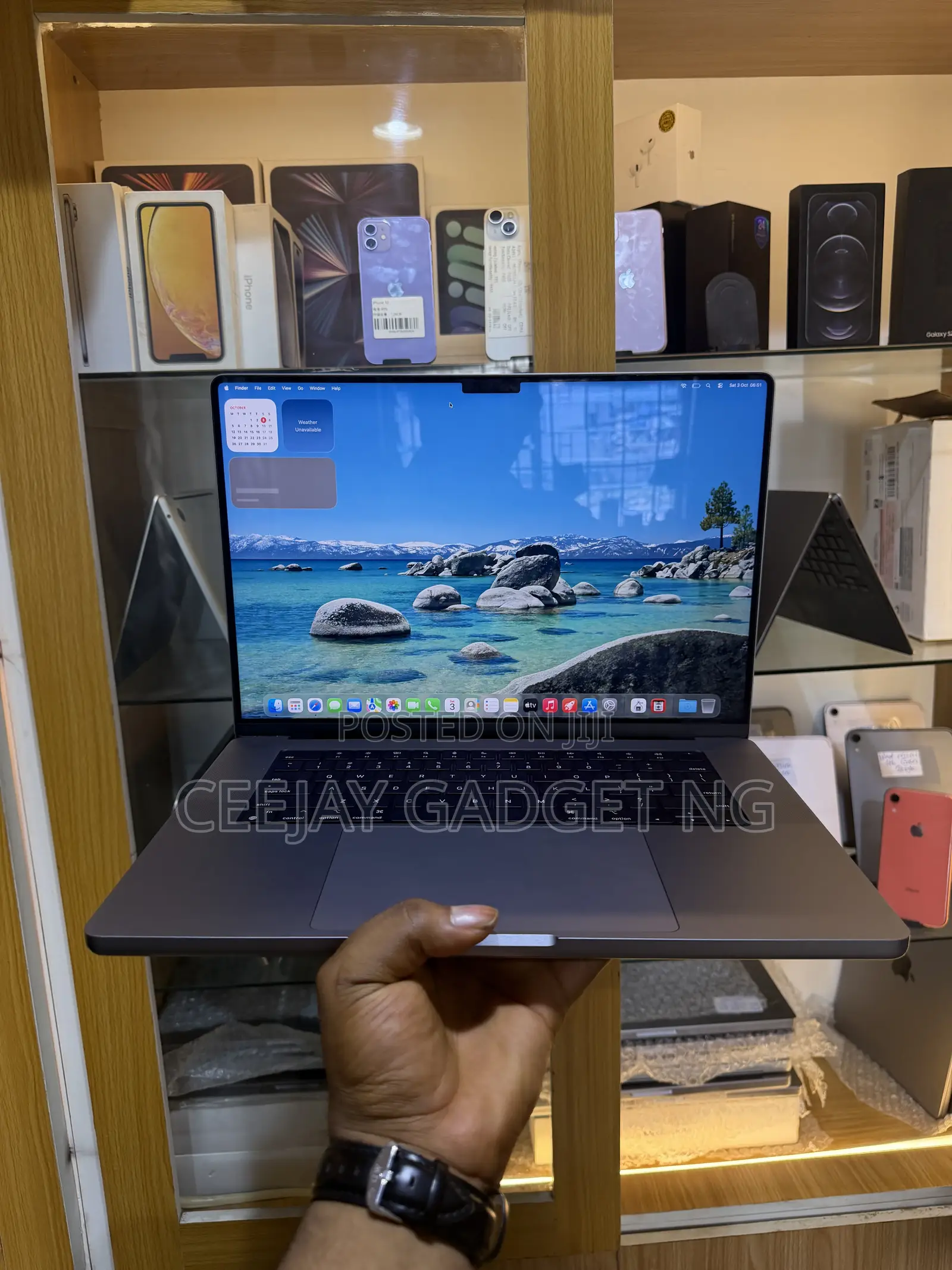 Laptop Apple MacBook Pro 2023 M2 Pro 16GB Apple M2 SSD 512GB