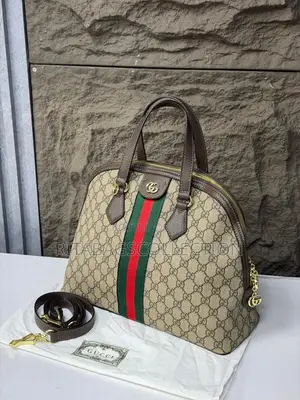 Gucci Ophidia GG Supreme Medium Top Handle Dome Ba