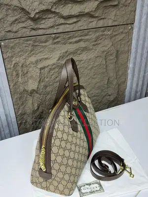 Gucci Ophidia GG Supreme Medium Top Handle Dome Ba