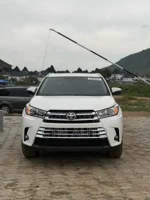 Toyota Highlander Limited 4dr SUV AWD (3.5L 6cyl 6A) 2015 White