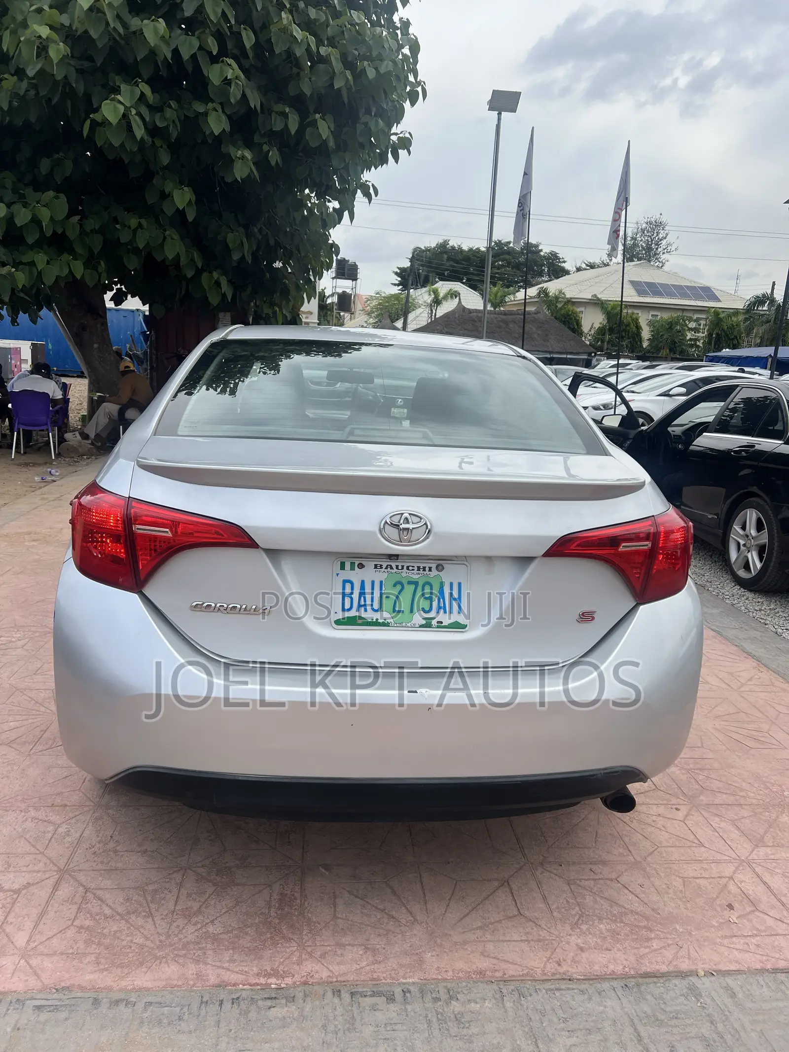Toyota Corolla 2015 Silver