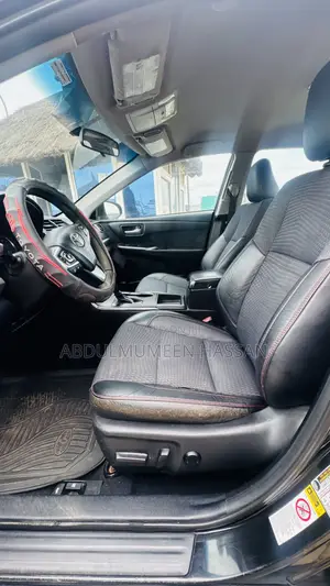 Toyota Camry SE 4dr Sedan (2.5L 4cyl 6A) 2016 Black